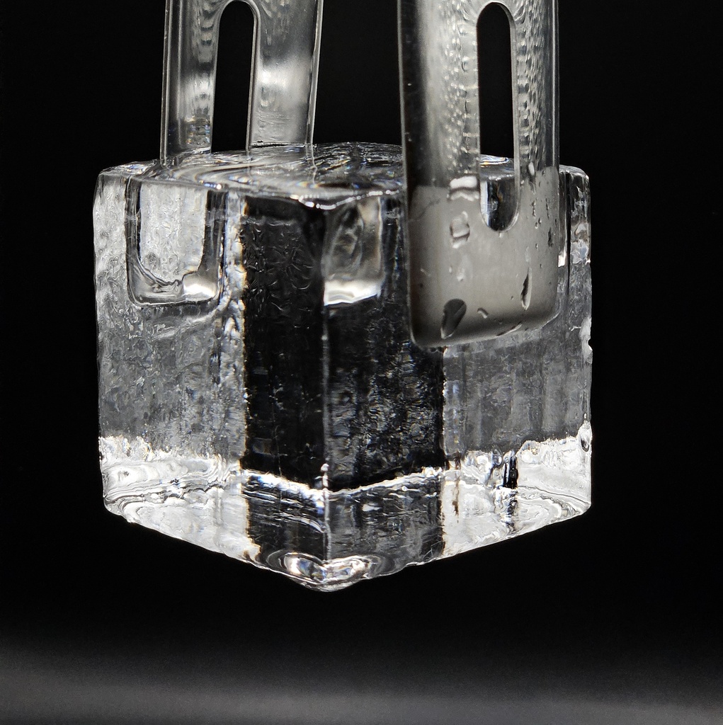 Premium 2" Signature Ice Cubes (25 Pack)